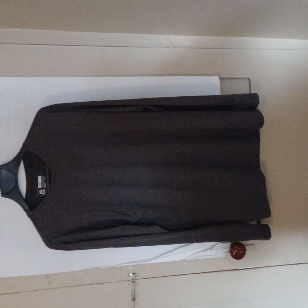 New long sleeve extra large